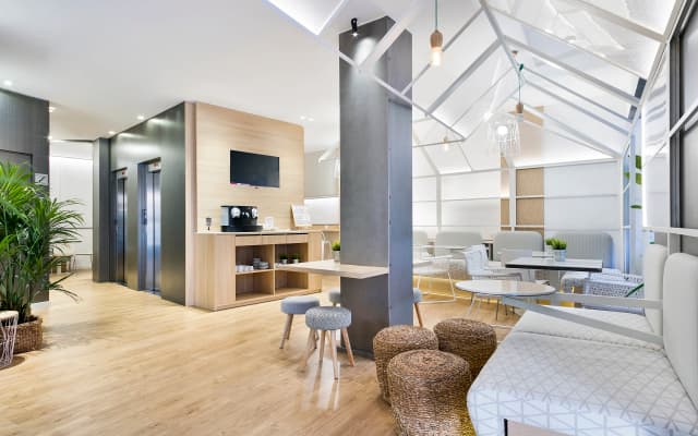 Hotel Acta Laumon - photo 4