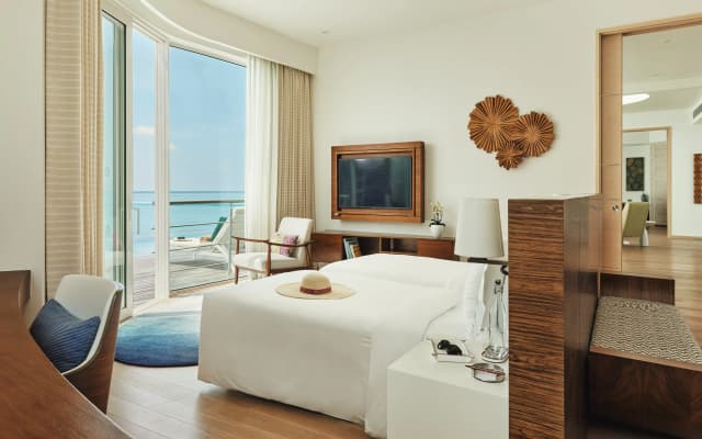 Jumeirah Olhahali Island - photo 4