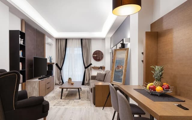 Acropolis Elegant Apartment - photo 5