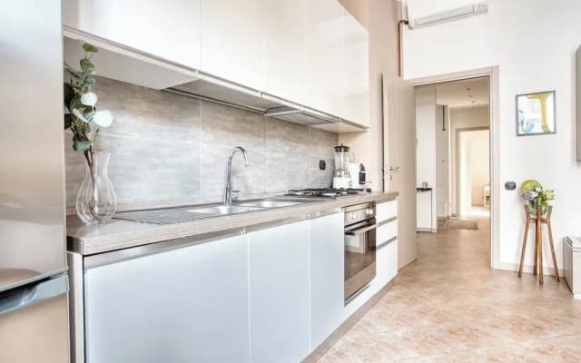 Chic flat in the centre - photo 5