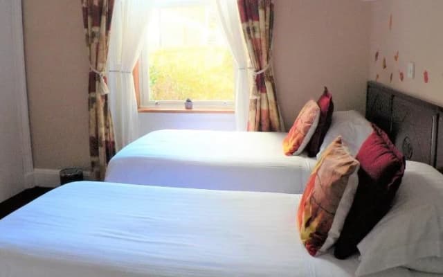 Straven Guest House - photo 4