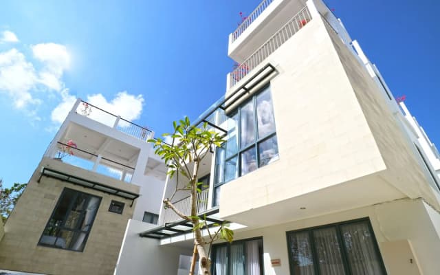 Cove Prana Hotel - photo 3
