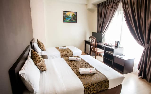 RJ Hotel Kulai - photo 4