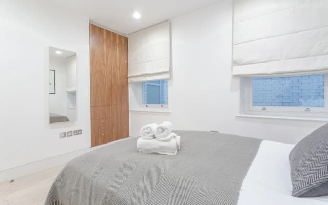 Central London - 2 Beds - Sleeps 4 - Lift - photo 5