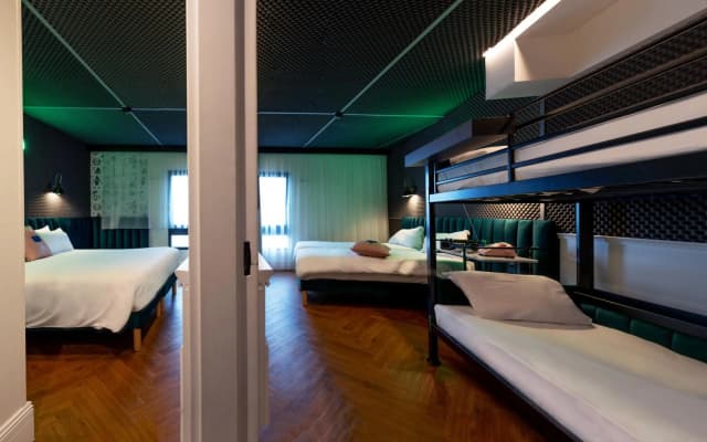Moxy Paris La Villette Hotel - photo 5