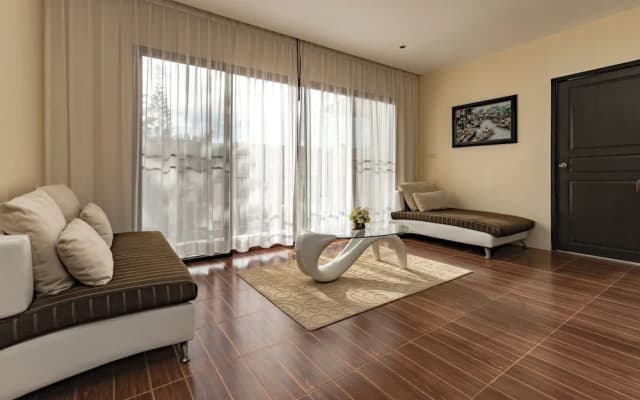 East villa 2 - photo 3