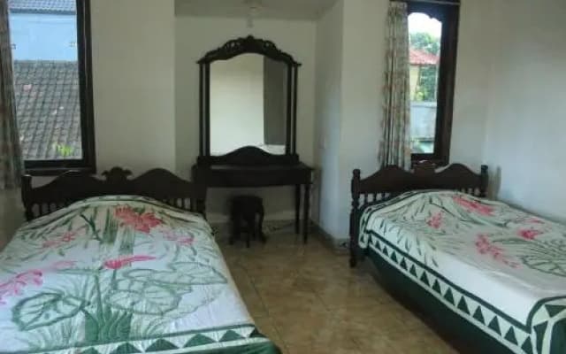 Sunarta House Home Stay - photo 3