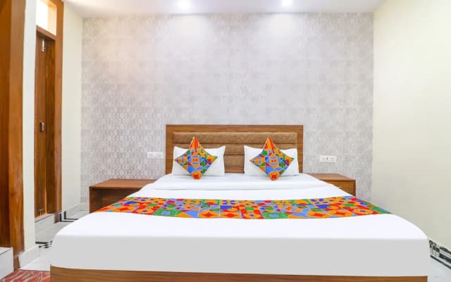Fabhotel Starlight - photo 3