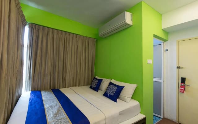 SS City Hotel - photo 2