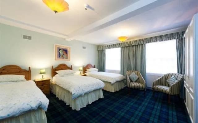 Garlands Guest House - photo 4