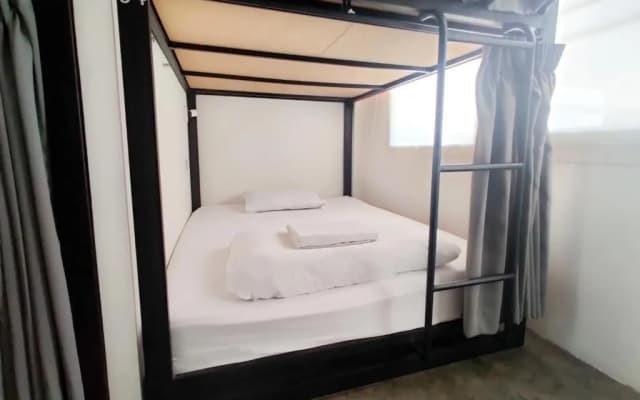 HOLY SHEET Hostel - photo 3