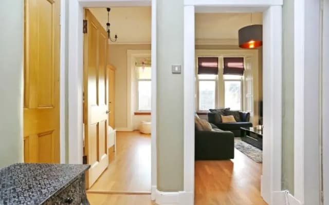 A Stunning Grand Apt near the Royal Botanic Garden - photo 4