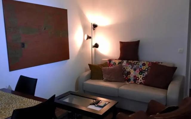 Comfortable 1 Bedroom Apartment in Paris 7th - photo 2