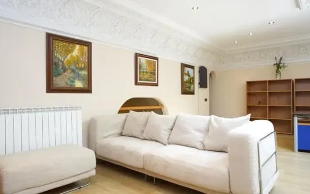 Barcelonaforrent Luxury Pool Suites - photo 4