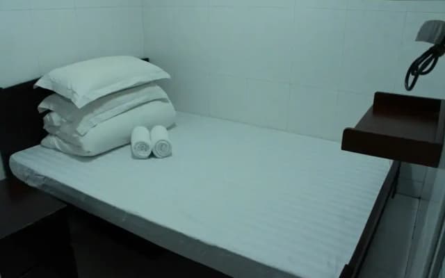 Train Inn - photo 3