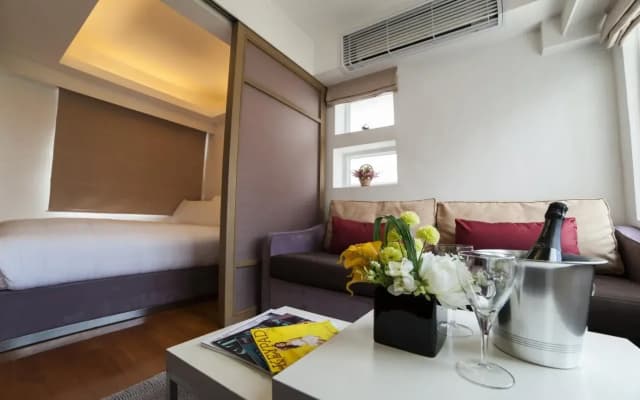Mier Serviced Apartments - photo 2