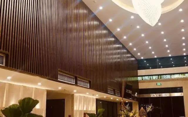 Halong Hideaway Hotel - photo 2