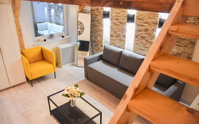 Cosy flat with balcony - photo 2