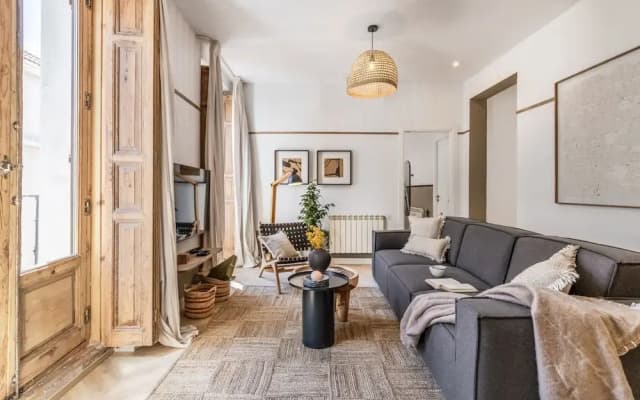Eriste - 2 Bedrooms in Malasa a - photo 3