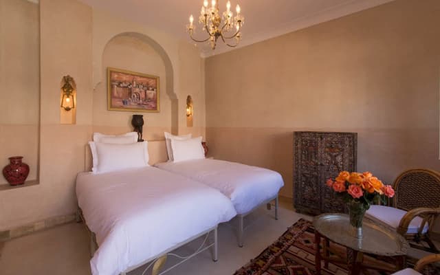 Riad Emberiza Sahari - photo 5
