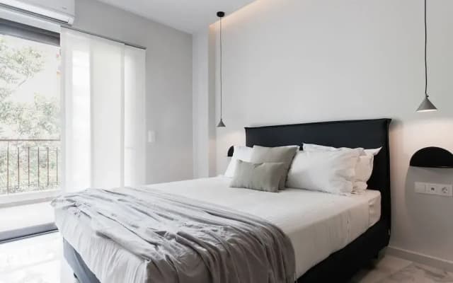Marvelous 2Br Apartments With Balcony - photo 4