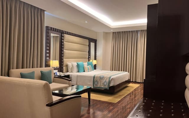 Deventure Sarovar Portico Kapashera - photo 4