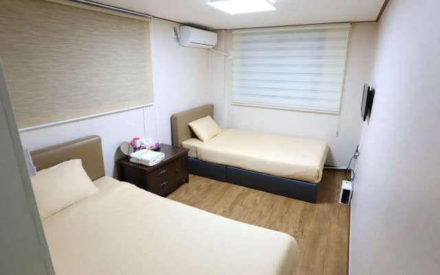 Olive Hostel - photo 3