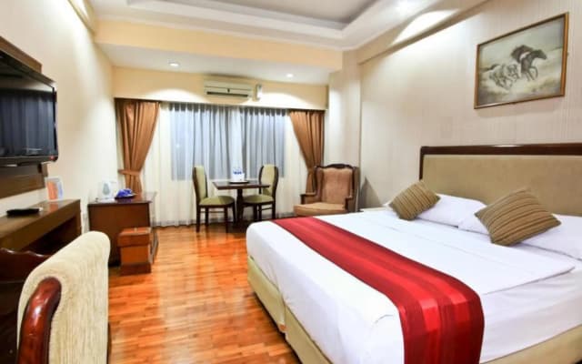 Grand Menteng Hotel - photo 4