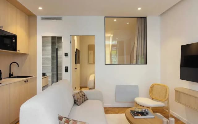 Beautiful Apartment - 1bd/4p - Quartier Latin - photo 3