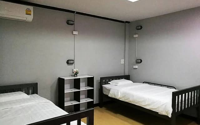 Moumou Hostel - photo 4