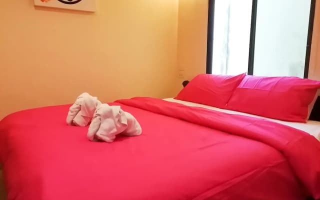 Qhkl Hotel - photo 4