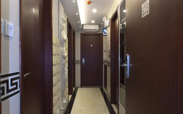 Mei King Hotel - photo 3