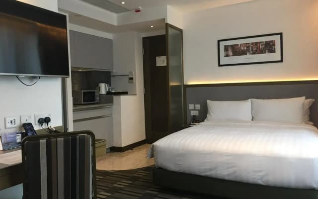Hotel One Eighteen - photo 3