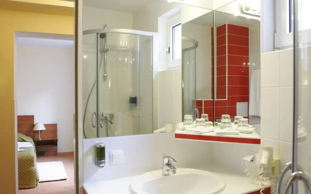 Apartments Deutschmeister - photo 5