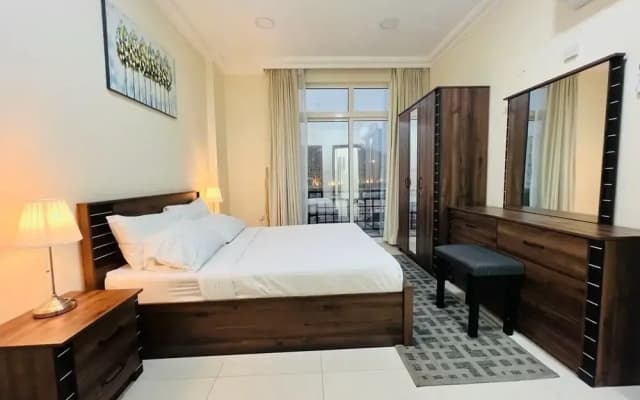 Chelsea Gardens Apartment - photo 3