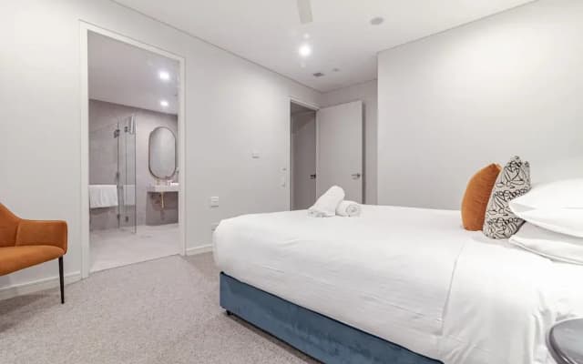 Astina Suites - photo 4