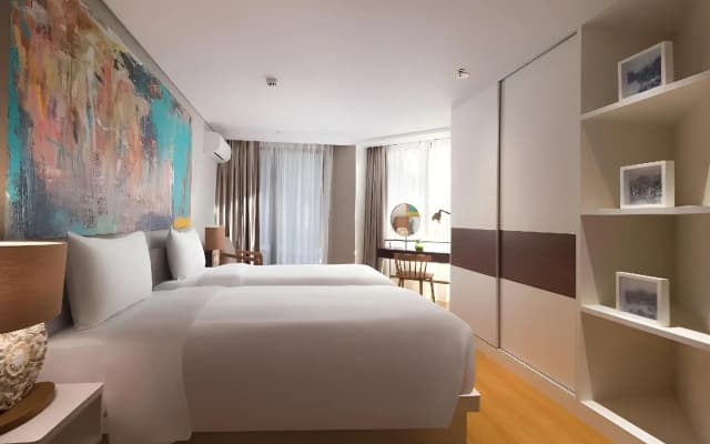 Beachwalk Residence - photo 5
