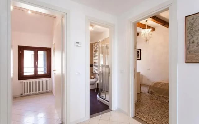 Prince Apartments - photo 3