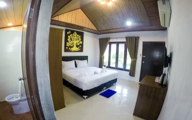 Lanta Mermaid Beachfront Resort - photo 4
