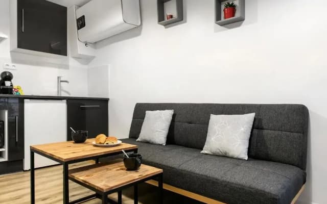 Refurbished Central Paris Flat by GuestReady - photo 4