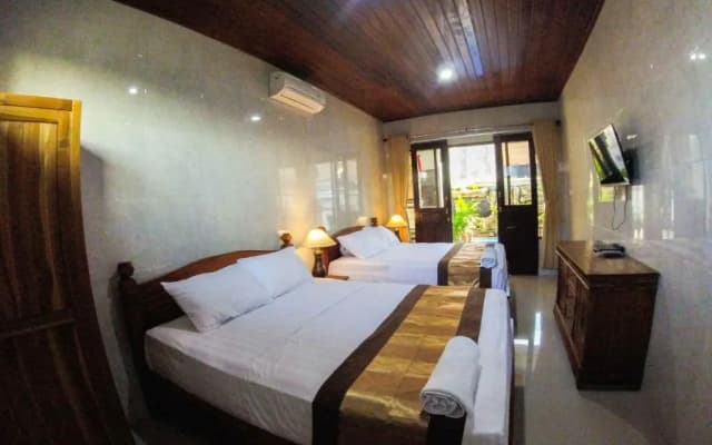 Adi Homestay Canggu - photo 2