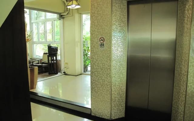 Grand View Condominia - photo 3