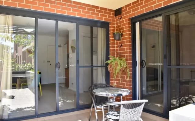 Quiet 1 Bedroom Flat in Concord - photo 5