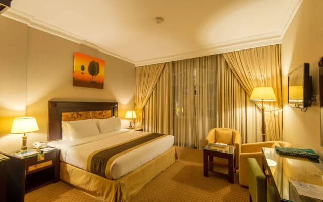 Caesar Hotel - photo 4