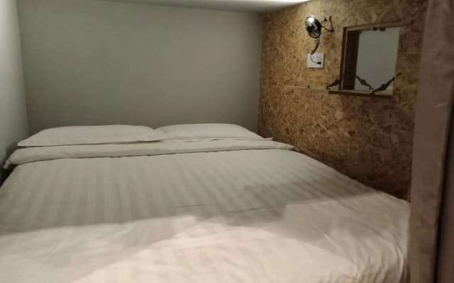 Sleepbox Hotel - Hostel - photo 2