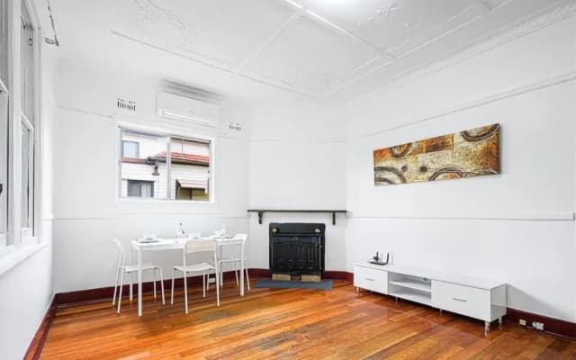 Metawise/parramatta Cozy Room With Furniture Wifi - photo 3