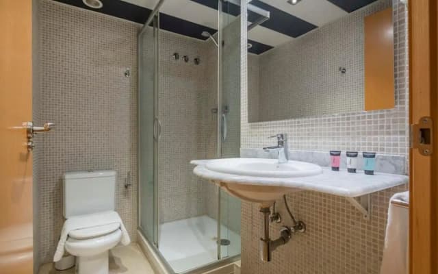 Modern and bright apartment in Eixample 3-1 - photo 2
