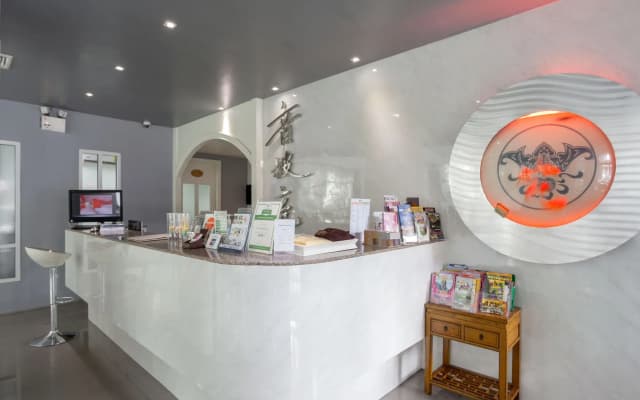Sino Imperial Design Hotel - photo 2