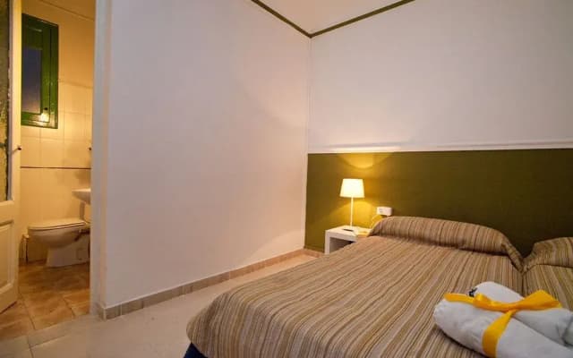 Hostal Medea - photo 4