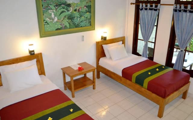 Hotel Flamboyan - photo 3